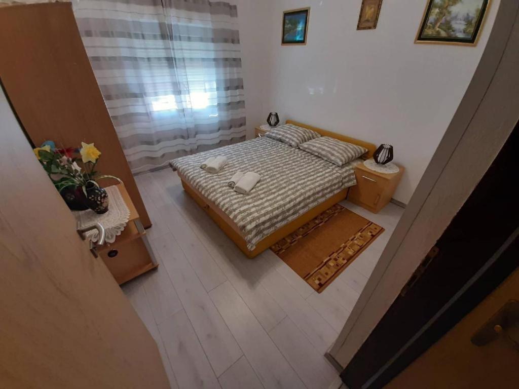 Hukic A2 And A1 Apartment ฟาชานา ภายนอก รูปภาพ